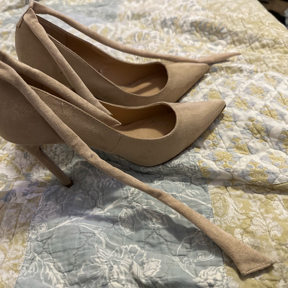 Express heels size 8